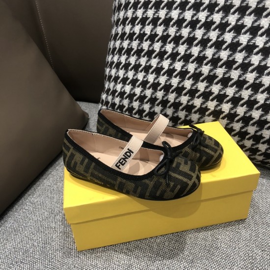 Kids' Shoes