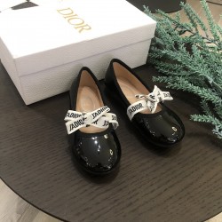Kids' Shoes