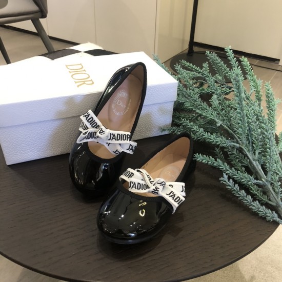 Kids' Shoes