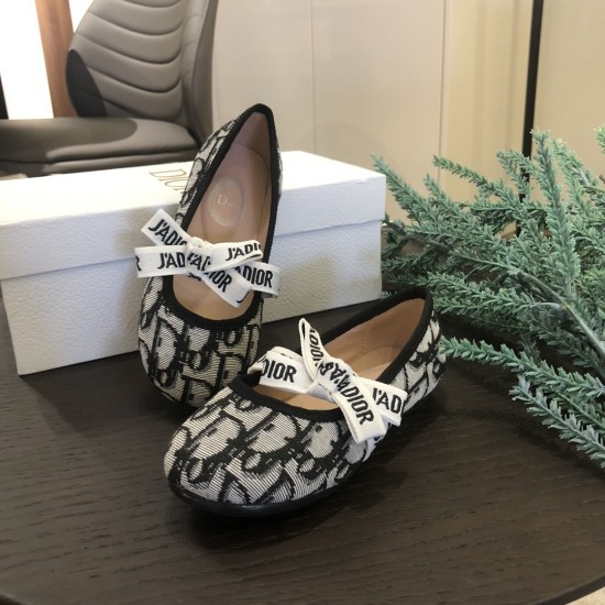 Kids' Shoes