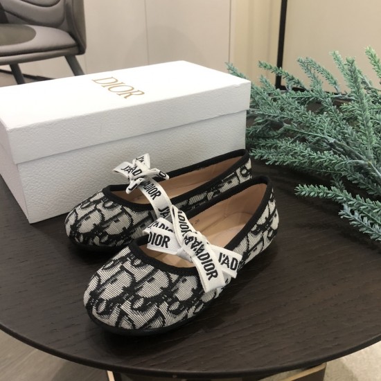 Kids' Shoes