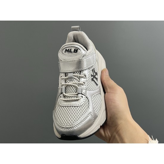 Kids' Shoes