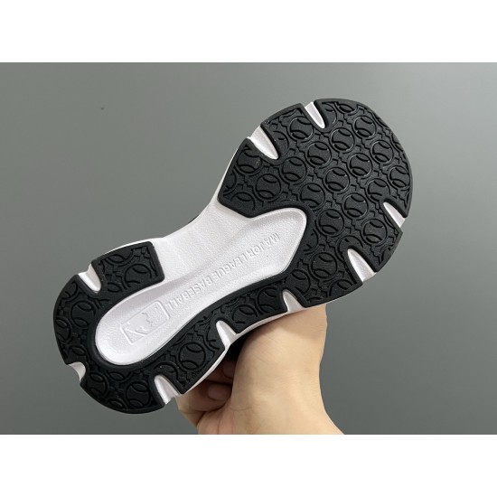 Kids' Shoes