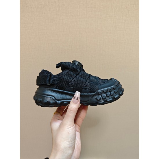 Kids' Shoes