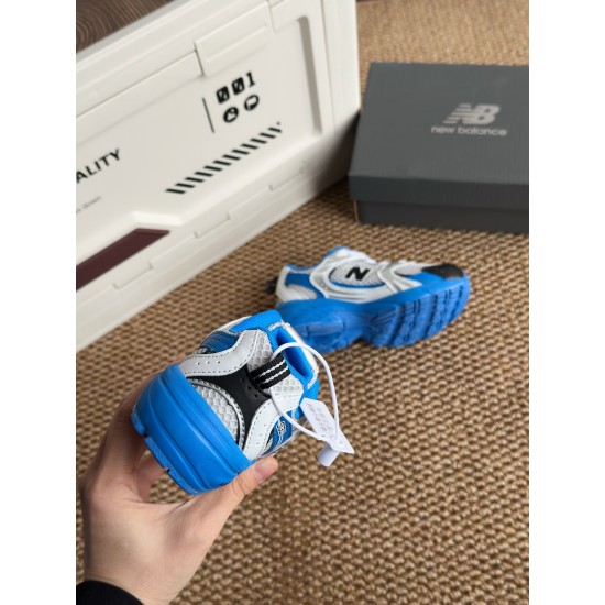 Kids' Shoes