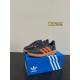 Kids' Shoes