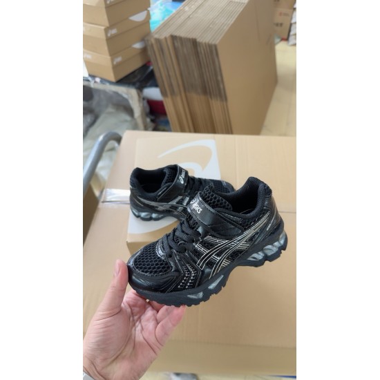 Kids' Shoes