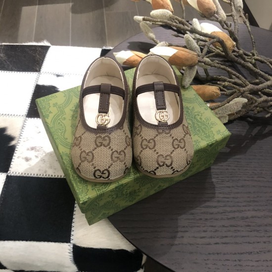 Kids' Shoes