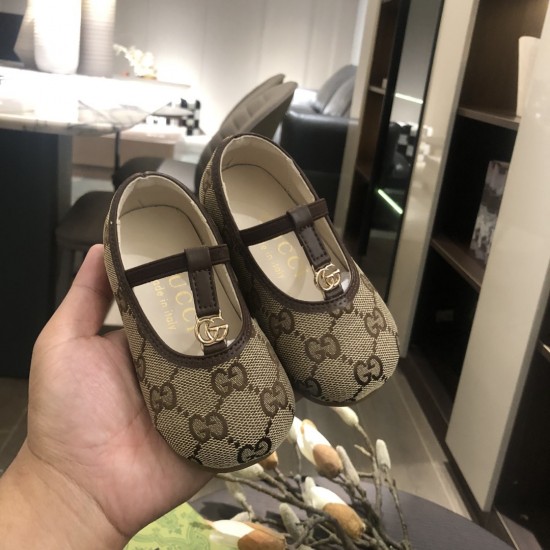 Kids' Shoes