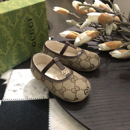 Kids' Shoes