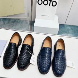 Brunello Shoes: Top Quality