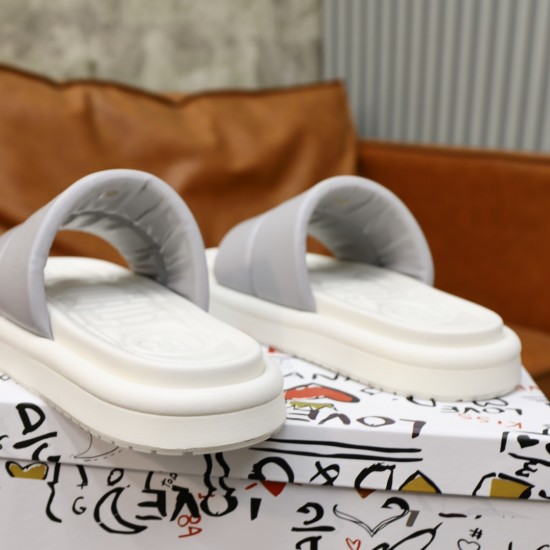 DG Shoes: Top Quality