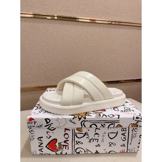 DG Shoes: Top Quality