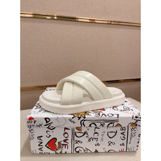 DG Shoes: Top Quality