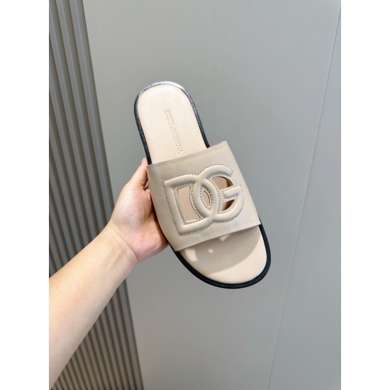 DG Shoes: Top Quality