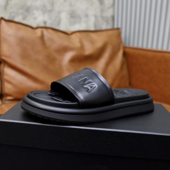 DG Shoes: Top Quality