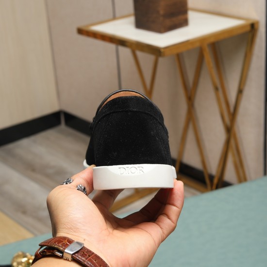Dior Shoes: Top Quality