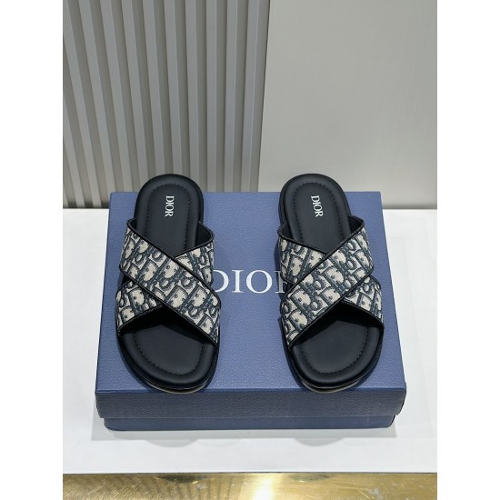 Dior Shoes: Top Quality