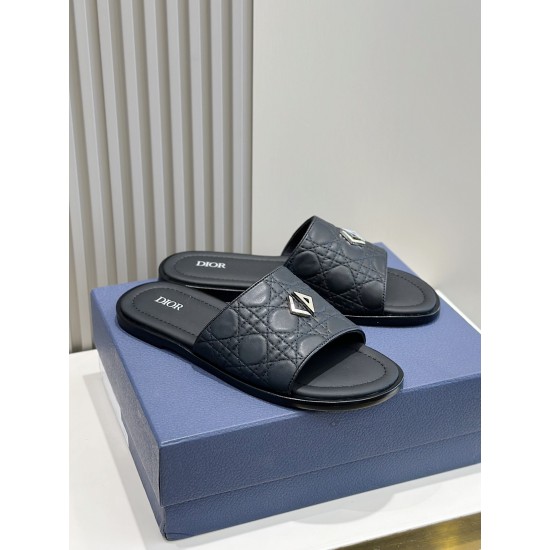 Dior Shoes: Top Quality