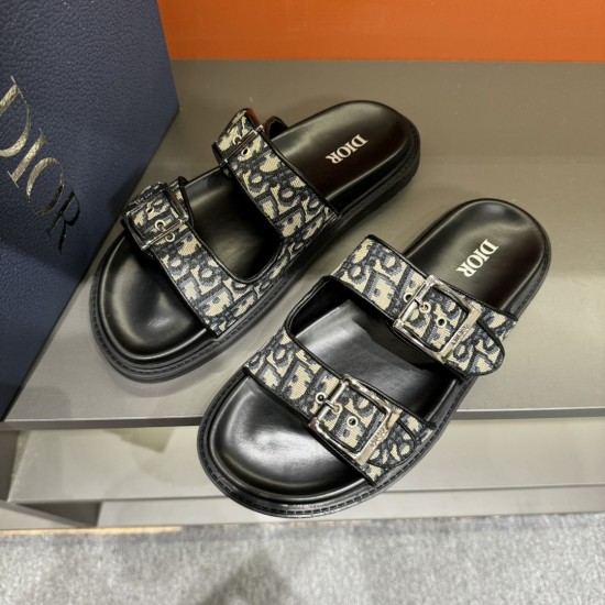 Dior Shoes: Top Quality