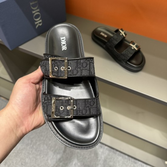 Dior Shoes: Top Quality