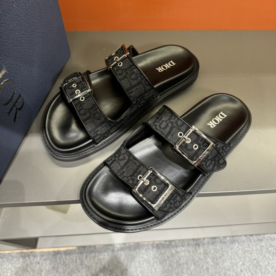 Dior Shoes: Top Quality