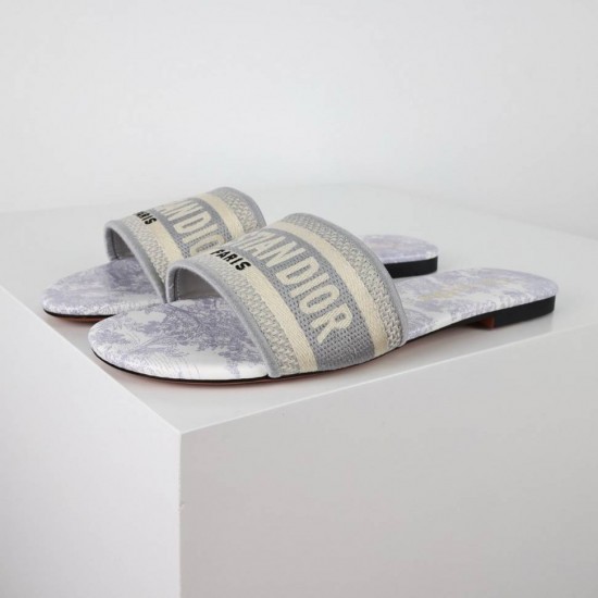 Dior Shoes: Top Quality