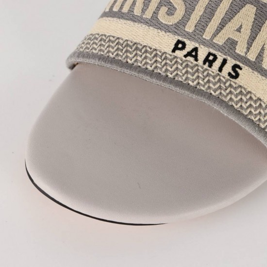 Dior Shoes: Top Quality