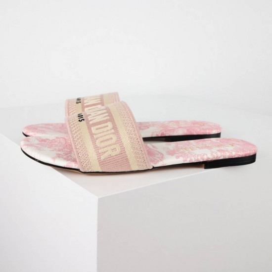 Dior Shoes: Top Quality