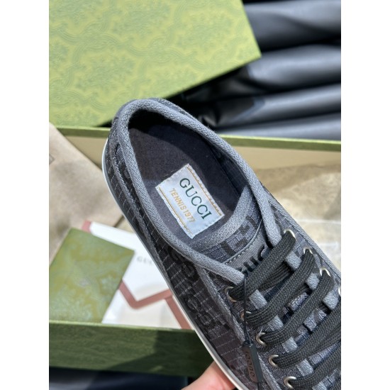 Gucci Shoes: Top Quality