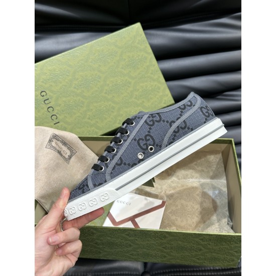 Gucci Shoes: Top Quality
