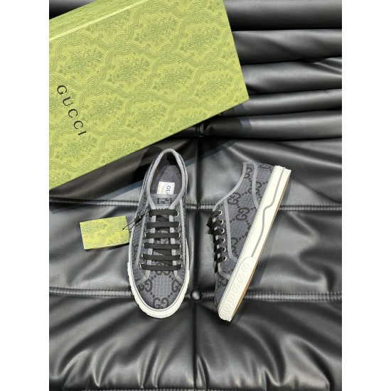 Gucci Shoes: Top Quality