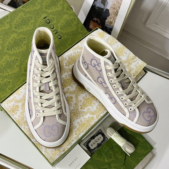 Gucci Shoes: Top Quality