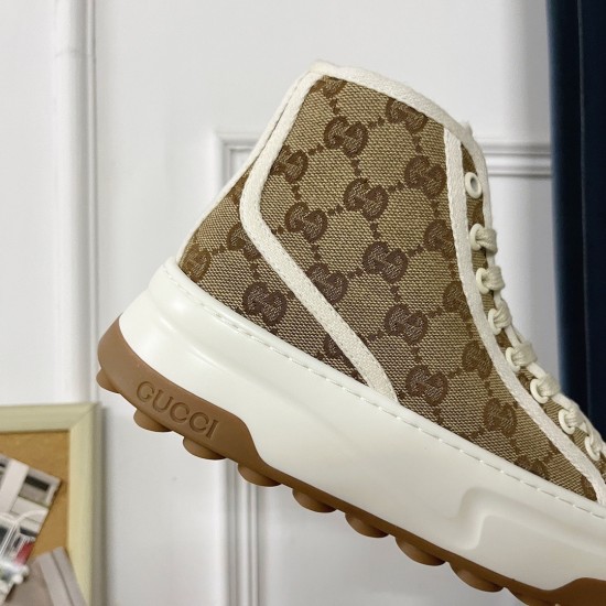 Gucci Shoes: Top Quality