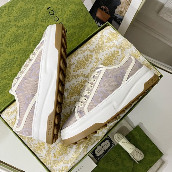 Gucci Shoes: Top Quality