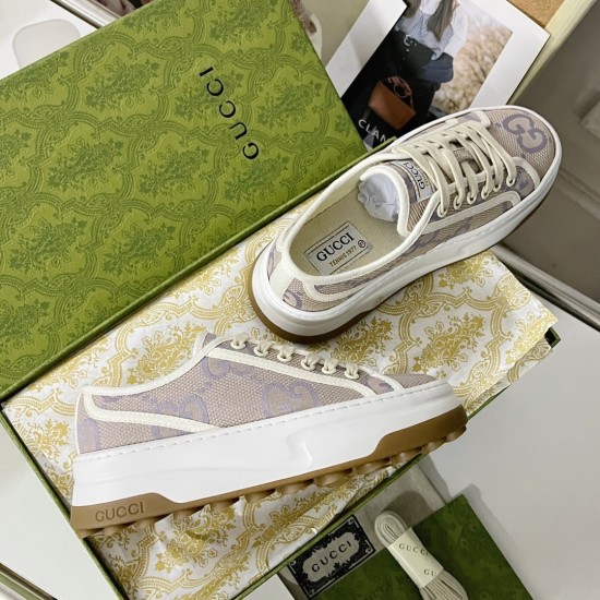 Gucci Shoes: Top Quality