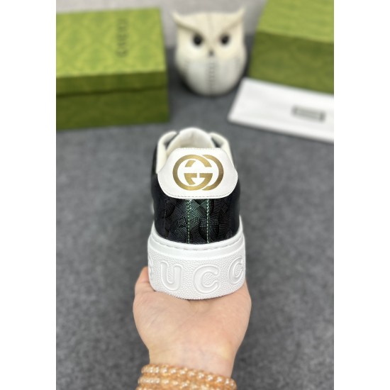 Gucci Shoes: Top Quality