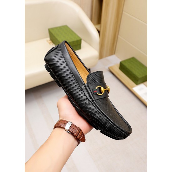 Gucci Shoes: Top Quality