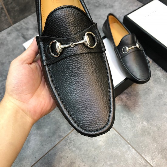 Gucci Shoes: Top Quality