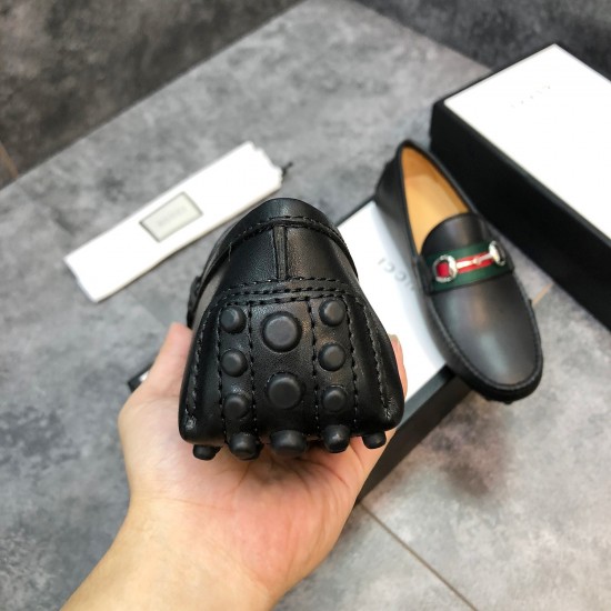 Gucci Shoes: Top Quality