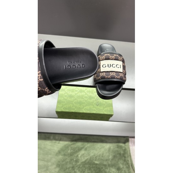 Gucci Shoes: Top Quality