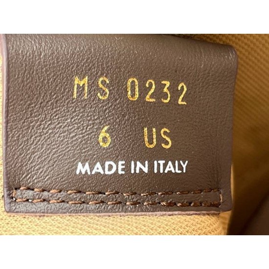 LV Shoes: Top Quality