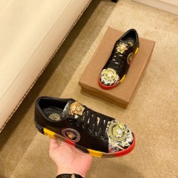 Versace Shoes: Top Quality