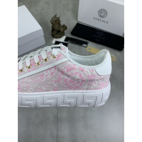 Versace Shoes: Top Quality