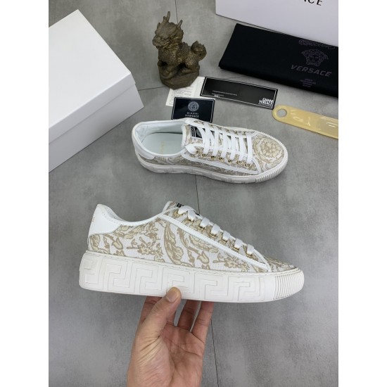 Versace Shoes: Top Quality