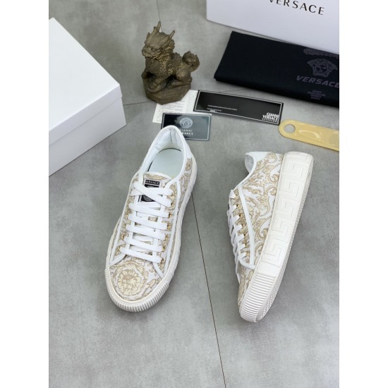 Versace Shoes: Top Quality