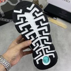Versace Shoes: Top Quality