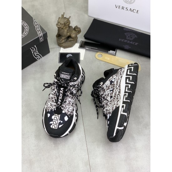 Versace Shoes: Top Quality