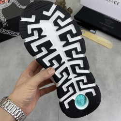 Versace Shoes: Top Quality