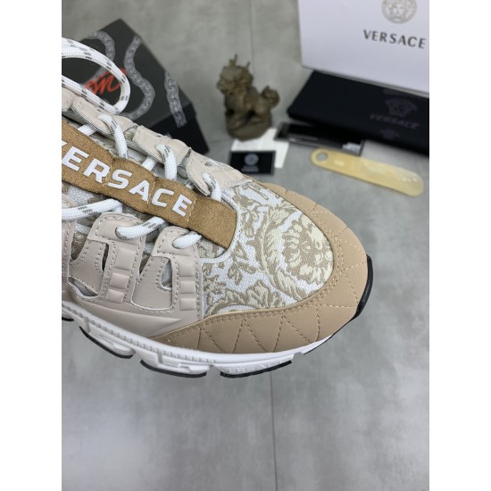 Versace Shoes: Top Quality